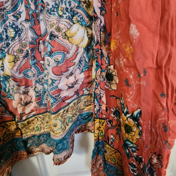 Violets & Roses Kimono - Picture 4 of 6